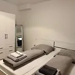 White&grey Apartment *