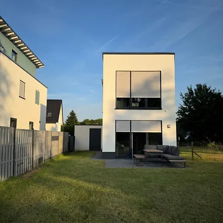 White&grey Apartamento Kürten